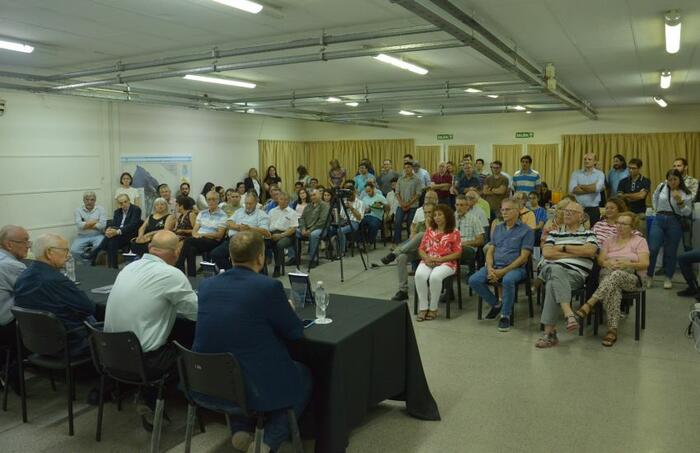 DÍA MUNDIAL DEL AGUA: SE PRESENTÓ EN LA APA EL LIBRO “CRÓNICAS HÍDRICAS”